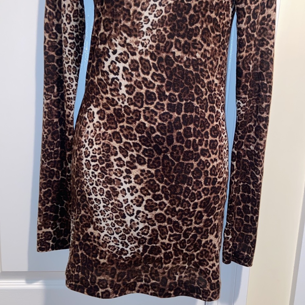 Lightweight animal print little dress - Picture 4 of 11